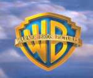 Чтобы попасть на киностудию Warner Bros., житель Нью-Йорка врезался в ворота студии на автомобиле
