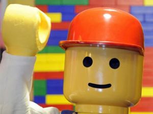 У фильма на основе конструктора "Лего" появились режиссеры