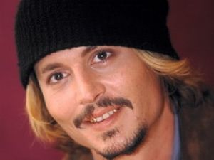 Фильмы с Деппом собирают в прокате больше миллиарда долларов