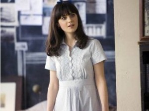 Зои Дешанель позвали в комедию о путешествиях во времени