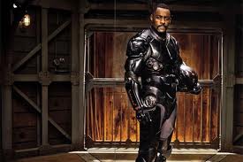 Гильермо Дель Торо добился увеличения бюджета "Тихоокеанского рубежа"