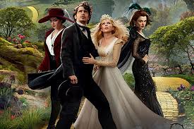 "Оз: Великий и ужасный" удержал лидерство в прокате