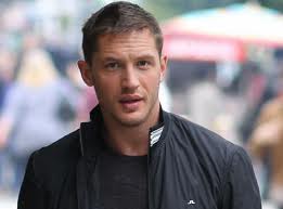 Том Харди сыграет Элтона Джона