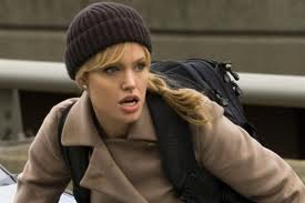 У сиквела фильма "Солт" появился сценарист