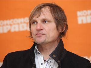 Олег Скрипка: "Участники идут к Арбениной, потому что она из России"