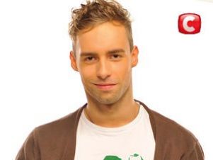 Танцуют все: под счастливой слезой