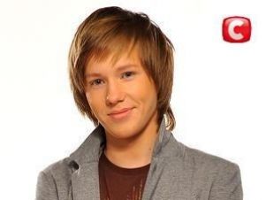 Х-фактор: Владислав Курасов покинул шоу «Х-фактор-2»