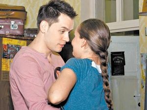 Александр Асташенок сыграл одну из главных ролей в сериале "Дар"