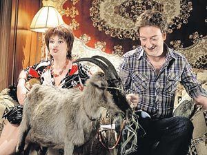 Шоу «Одна за всех»: Анне Ардовой не дали подоить козу