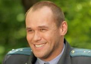 Максим Аверин: "Когда устаю — сажусь за руль и катаюсь по городу"