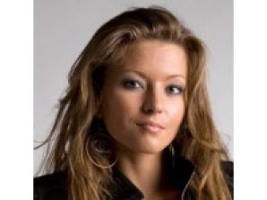 Ведущей проекта "Жены футболистов" на телеканале "Сити" будет жена футболиста