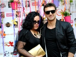 На «Интере» стартует второй сезон социального ток-шоу «Все свои»