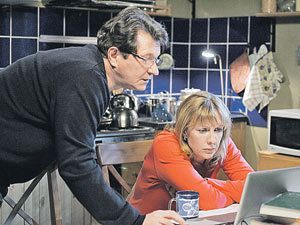 Каменская ходит на танцы и флиртует с соседом