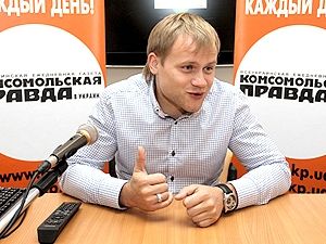 Участник "Голоса страны" Андрей Сухарев: "Изначально я ставил на Пономарева"