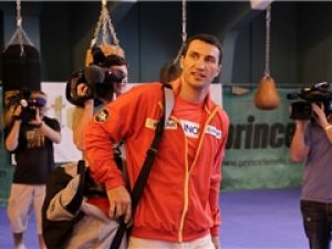 Владимир Кличко решит судьбу чемпионского звания