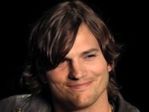 Катчер подменит Шина в сериале "Два с половиной человека"