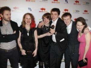 В Москве телеактерам раздали носорогов