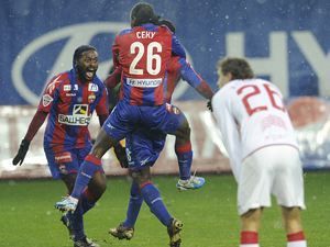 Наш футбол достали из ящика