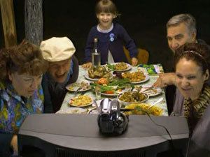 «Сваты» наряжают елку и готовят «Оливье» с Верой Брежневой и Филиппом Киркоровым