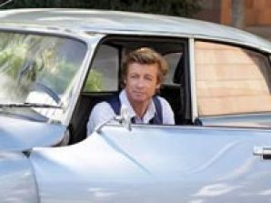 Саймон Бейкер договорился на дополнительный сезон "Менталиста"