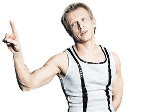 Антон Комолов: Фильмы про плесень вреднее «Дома-2»!