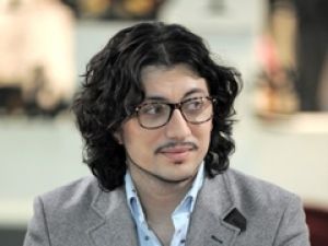 Премьеру шоу "Оголена красуня" перенесли