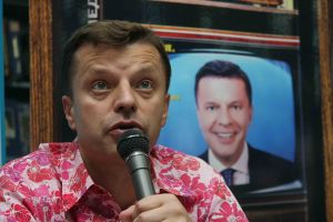 Леонид Парфенов возвращается на Первый канал с новой программой «Какие наши годы»