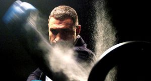 На "Интере" состоится премьера реалити-шоу "Обратный отсчет" о подготовке к бою Виталия Кличко и Шеннона Бриггса