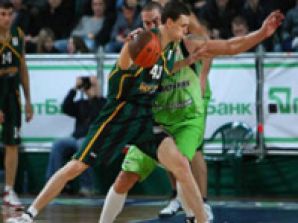 Канал "2+2" намерен транслировать матчи украинской баскетбольной Суперлиги