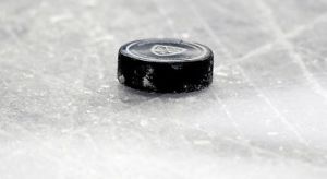 Телеканал КХЛ покажет 34 матча предсезонных турниров