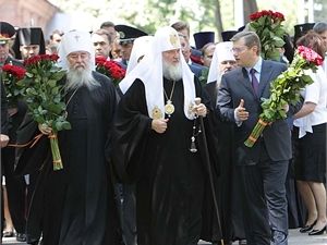 С осени областной телеканал начнет транслировать проповеди Святейшего