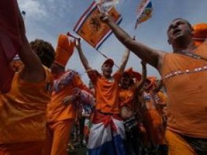 Голландия – Дания выходят на старт на ЧМ-2010