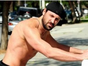 Максим Чмерковский рекомендует новому холостяку быть осторожней с украинками