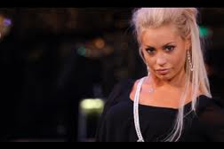 Звание "Богини шопинга" на ТЕТ стала Каролина Руффо