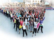 Go Dance! продан в Норвегию