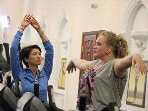 Зважені та щасливі: Толстяки уже худеют во главе с ведущей проекта