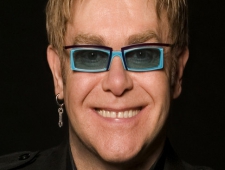 Телеканал «Україна» транслюватиме благодійний концерт Елтона Джона і групи Queen