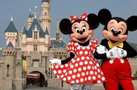  Северокорейское ТВ показало концерт для лидера страны