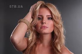 Победительница шоу «Холостяк» превратит мусор в дизайнерские подарки