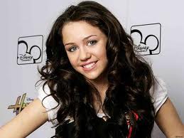 Майли Сайрус появится в шоу «Два с половиной человека»