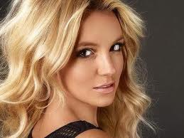 Бритни Спирс уволена с "Х-фактор" США