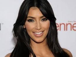 Ким Кардашьян появится в четвертом сезоне сериала "До смерти красива"