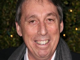 Айвен Райтман снимет комедию про футбол