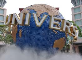 Голливуд экранизирует два популярных бродвейских мюзикла