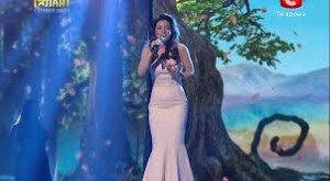 На гала-концерте шоу "Україна має талант-5" выступила Злата Огневич