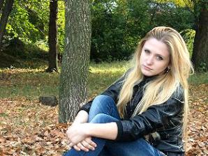 Вагітна у 16: Отец ребенка или обеспеченный мужчина