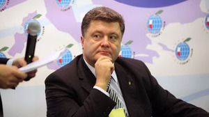 Порошенко не собирается продавать "5 канал"