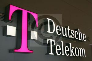 Компания Deutsche Telekom заинтересована в спутниковых трансляциях бундеслиги