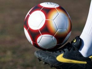 Футбол на ТВ – когда развяжут узел?