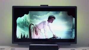 Технопарк: презентация флагманской модели телевизора Philips и 3D-видеоочки Zeiss